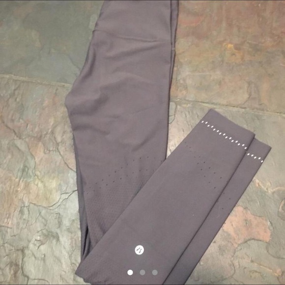Lululemon light purple  Leggings - Picture 1 of 1